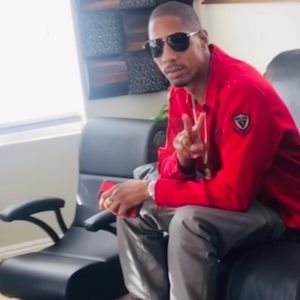 Meet your Posher, Devinair